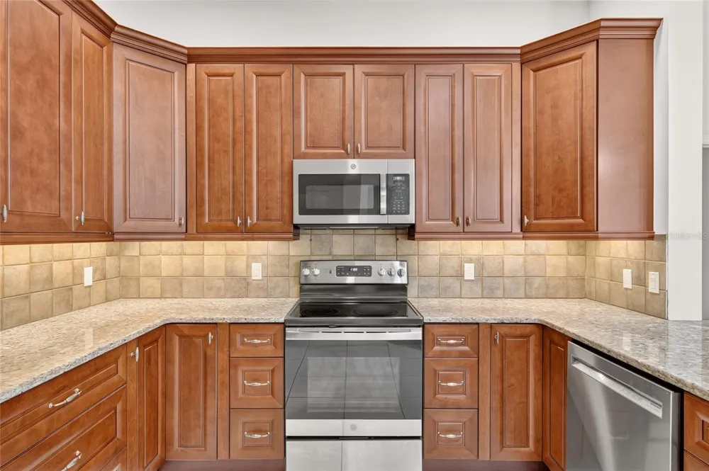 9325 SW 35TH LANE Gainesville, FL 32608