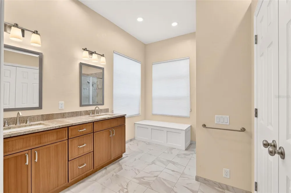 9325 SW 35TH LANE Gainesville, FL 32608