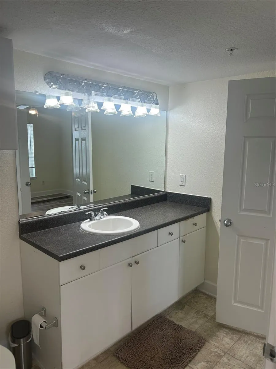 300 E SOUTH STREET #5016 Orlando, FL 32801