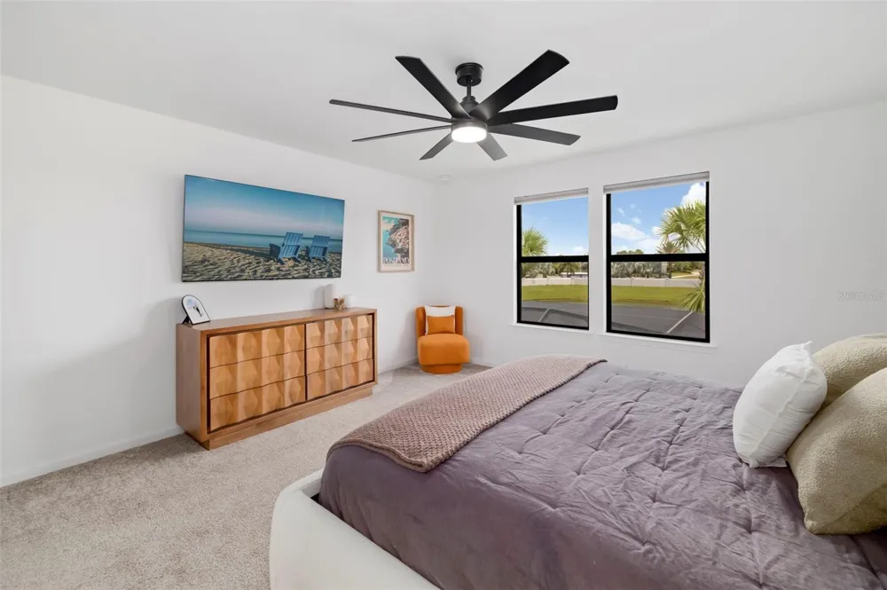 5765 SILVERSIDE PINE COURT Bradenton, FL 34211