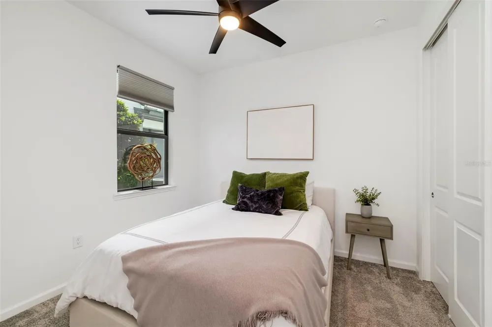 5765 SILVERSIDE PINE COURT Bradenton, FL 34211