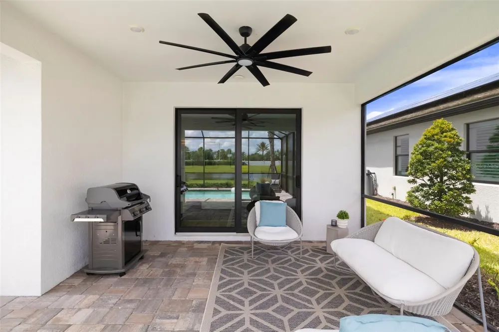 5765 SILVERSIDE PINE COURT Bradenton, FL 34211
