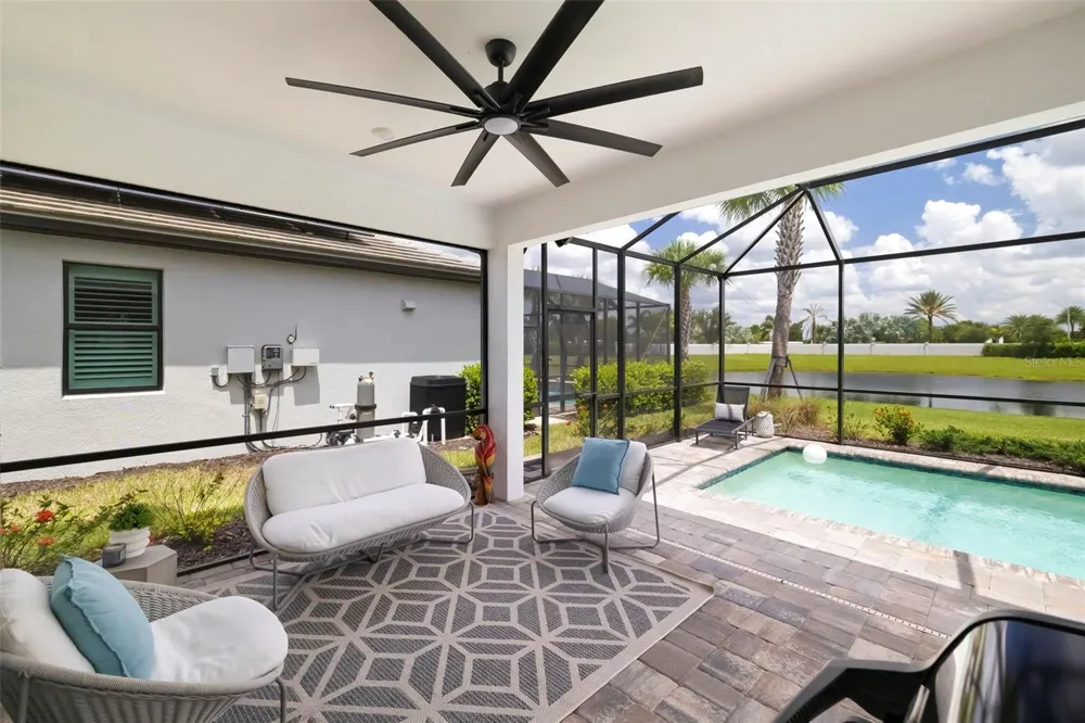 5765 SILVERSIDE PINE COURT Bradenton, FL 34211