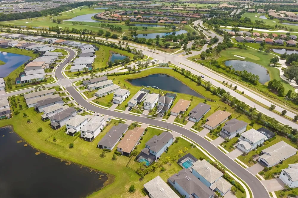 5765 SILVERSIDE PINE COURT Bradenton, FL 34211