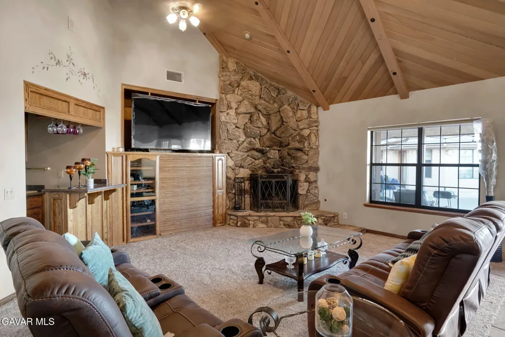 3249 Camino Hermanos Lancaster, CA 93536