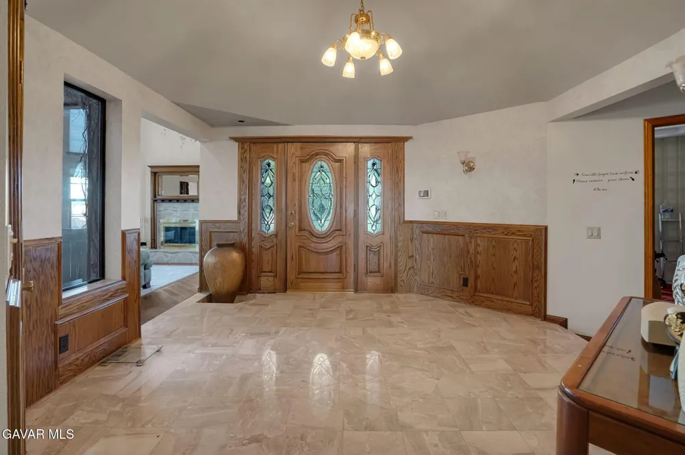 3249 Camino Hermanos Lancaster, CA 93536