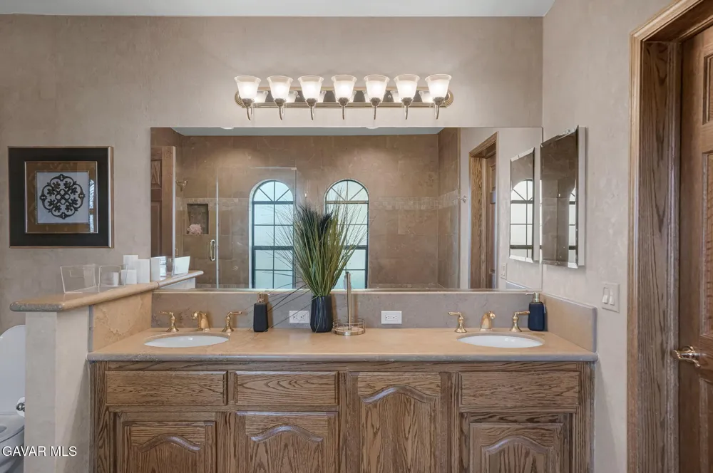 3249 Camino Hermanos Lancaster, CA 93536