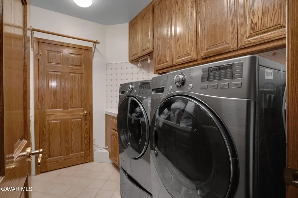 3249 Camino Hermanos Lancaster, CA 93536