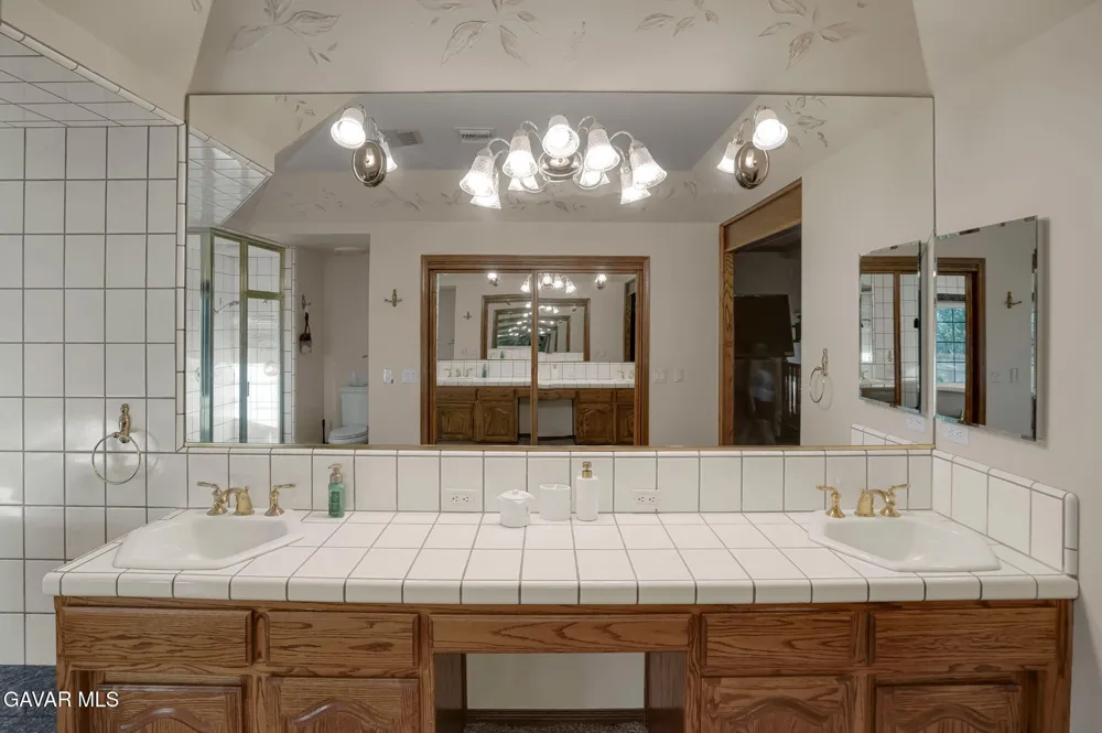 3249 Camino Hermanos Lancaster, CA 93536