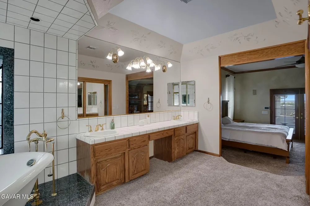3249 Camino Hermanos Lancaster, CA 93536