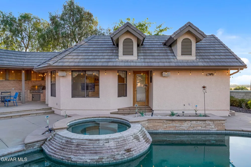 3249 Camino Hermanos Lancaster, CA 93536