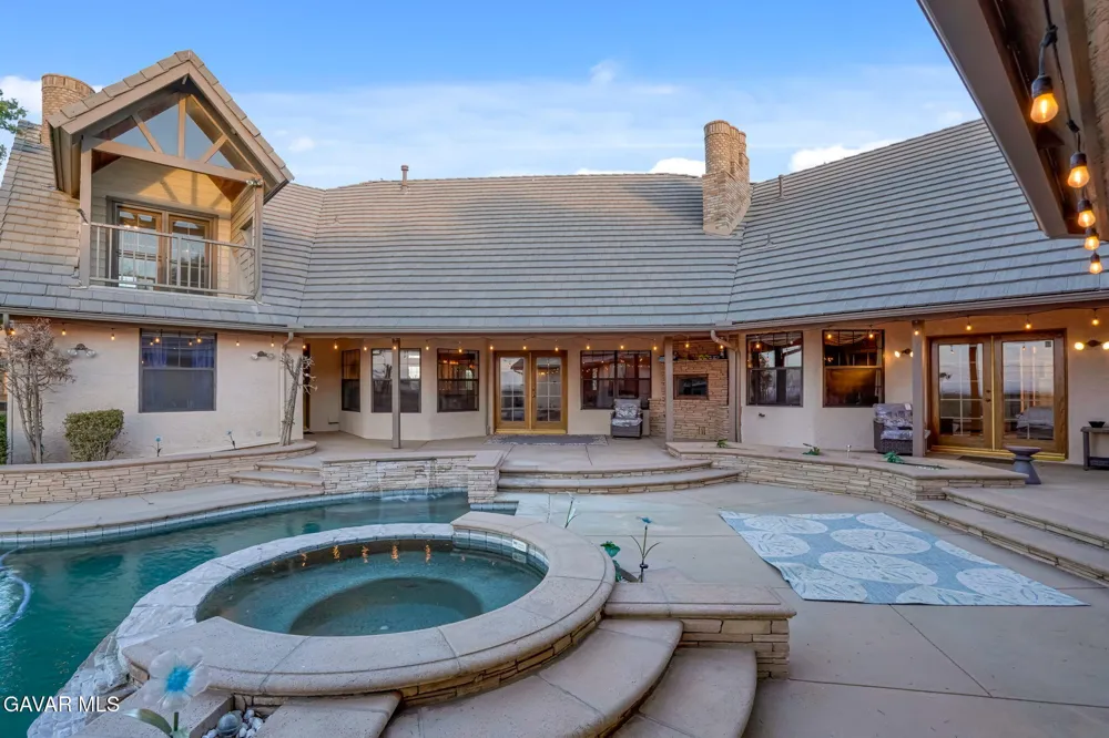 3249 Camino Hermanos Lancaster, CA 93536