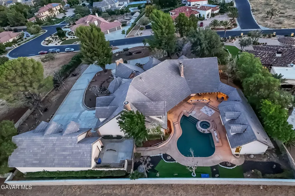3249 Camino Hermanos Lancaster, CA 93536
