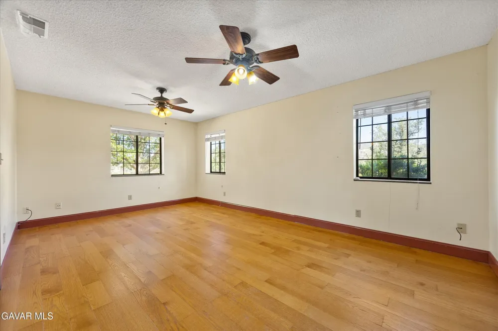 23921 Parke Court Tehachapi, CA 93561