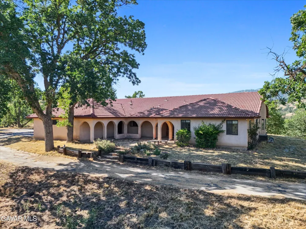 23921 Parke Court Tehachapi, CA 93561