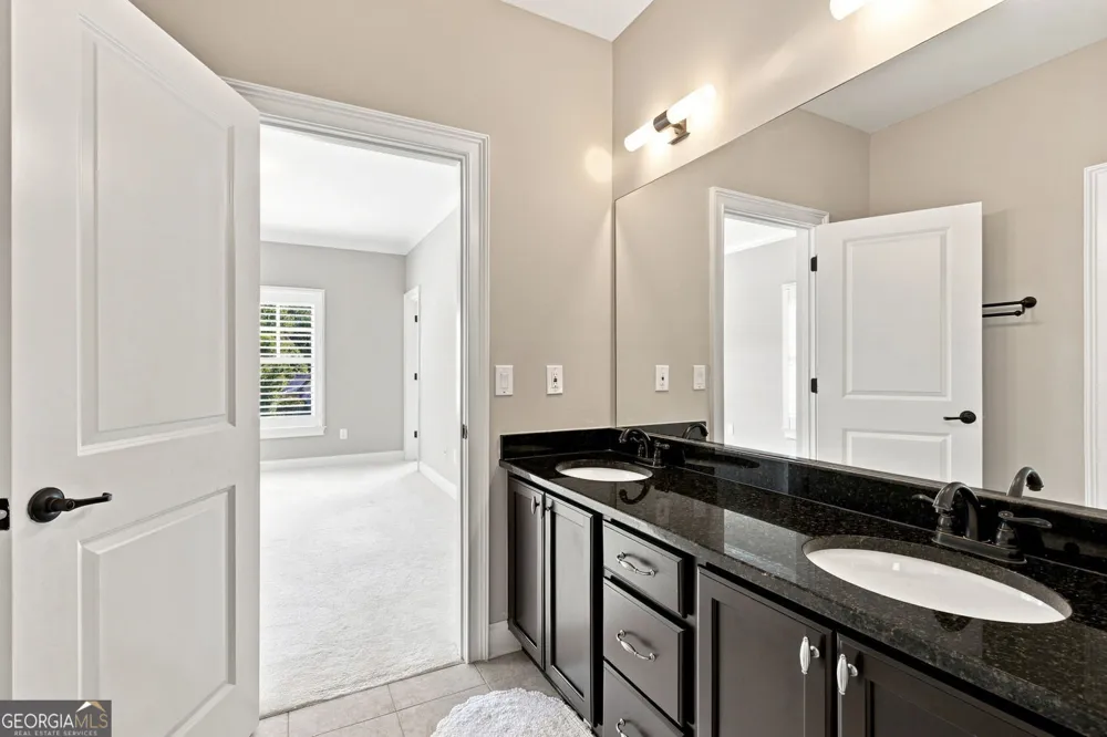 360 Dewpoint LN Johns Creek, GA 30022