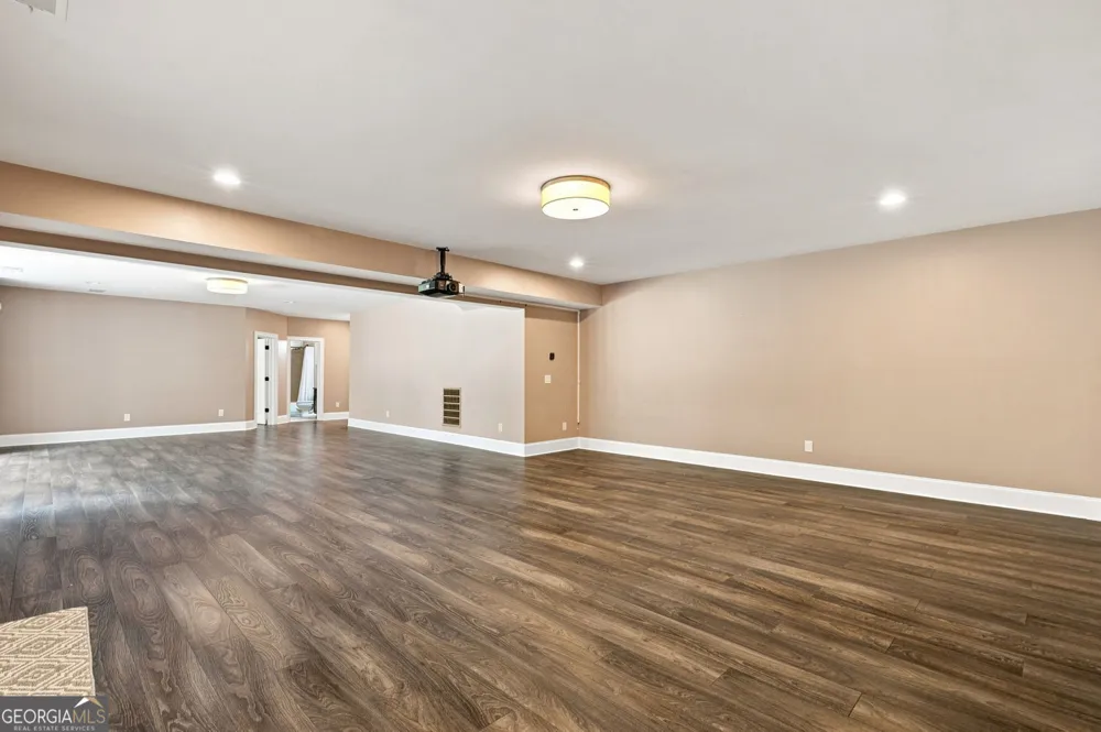 360 Dewpoint LN Johns Creek, GA 30022