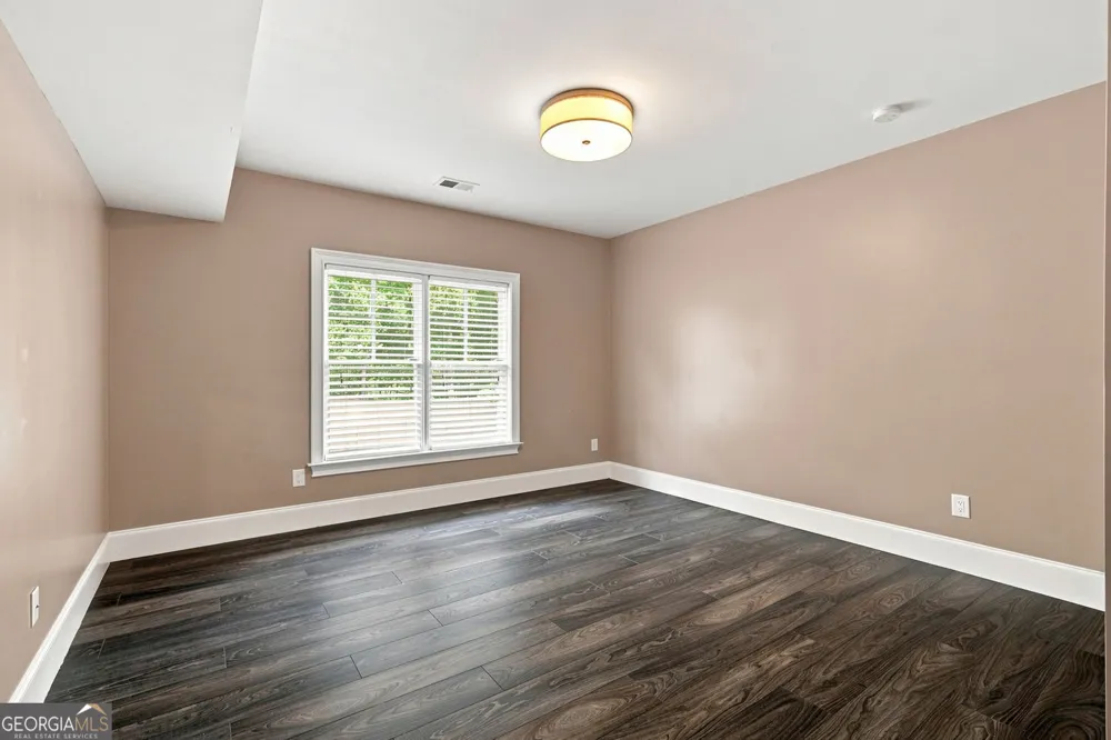 360 Dewpoint LN Johns Creek, GA 30022