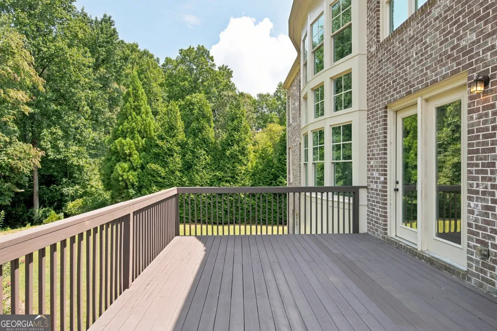360 Dewpoint LN Johns Creek, GA 30022