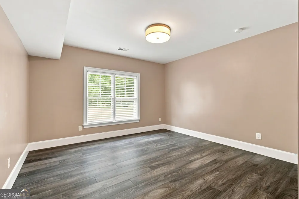 360 Dewpoint LN Johns Creek, GA 30022