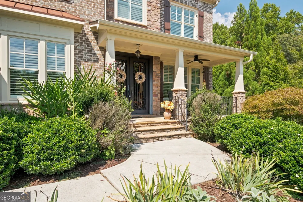 360 Dewpoint LN Johns Creek, GA 30022