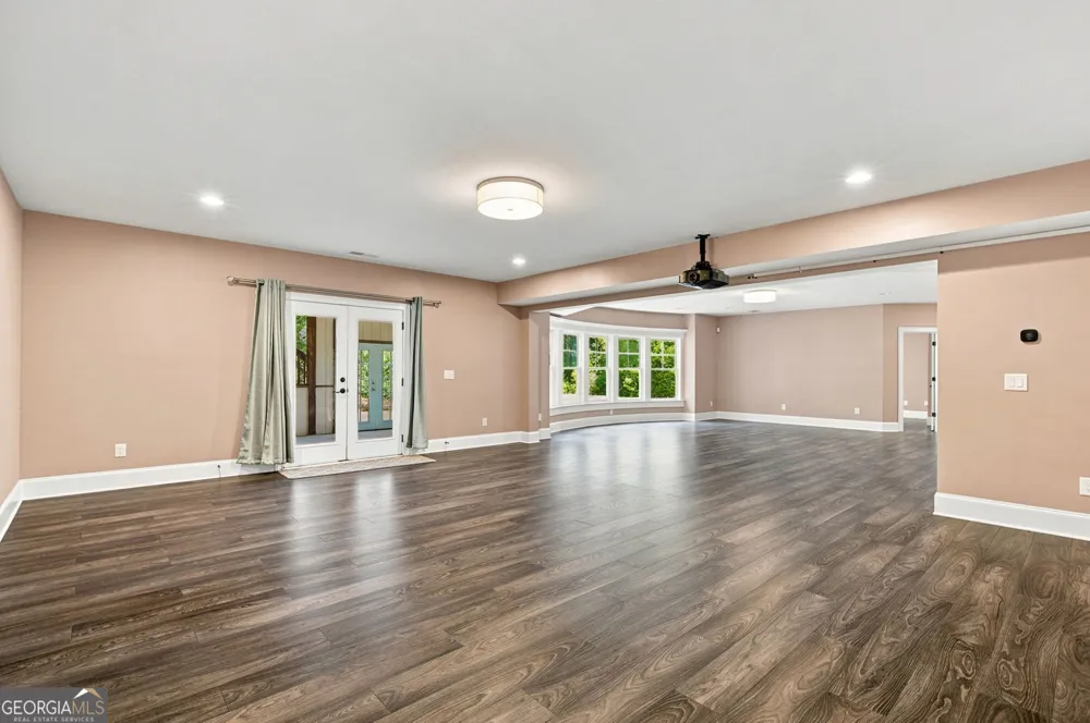 360 Dewpoint LN Johns Creek, GA 30022