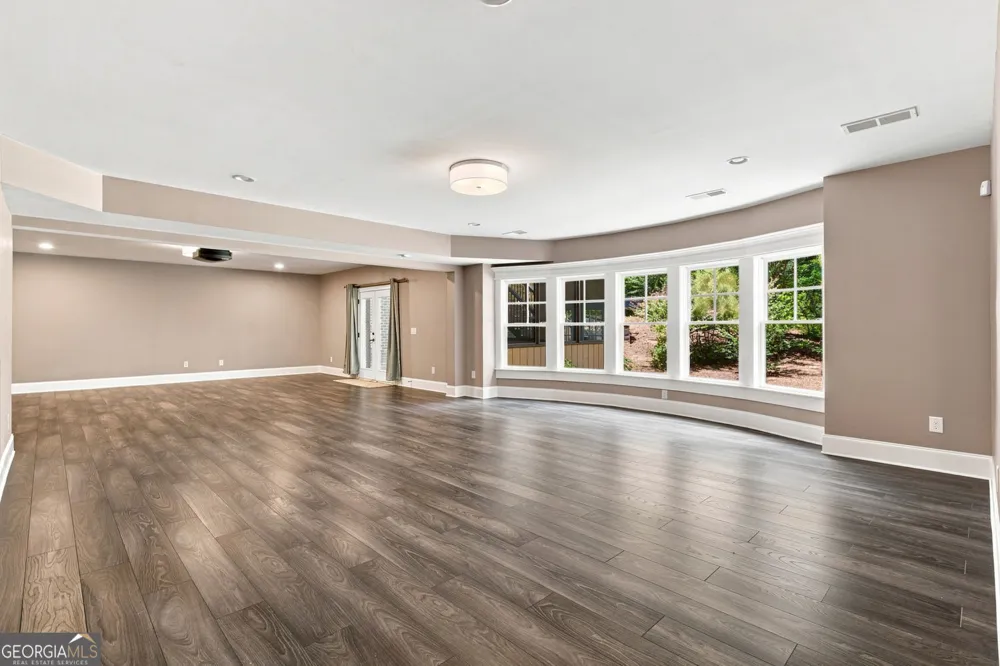 360 Dewpoint LN Johns Creek, GA 30022