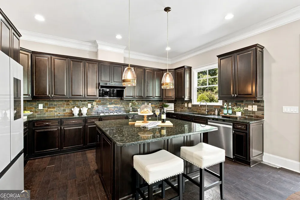 360 Dewpoint LN Johns Creek, GA 30022