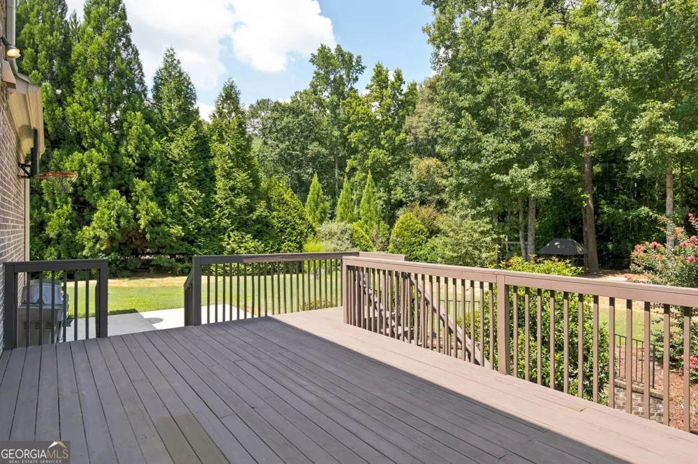 360 Dewpoint LN Johns Creek, GA 30022