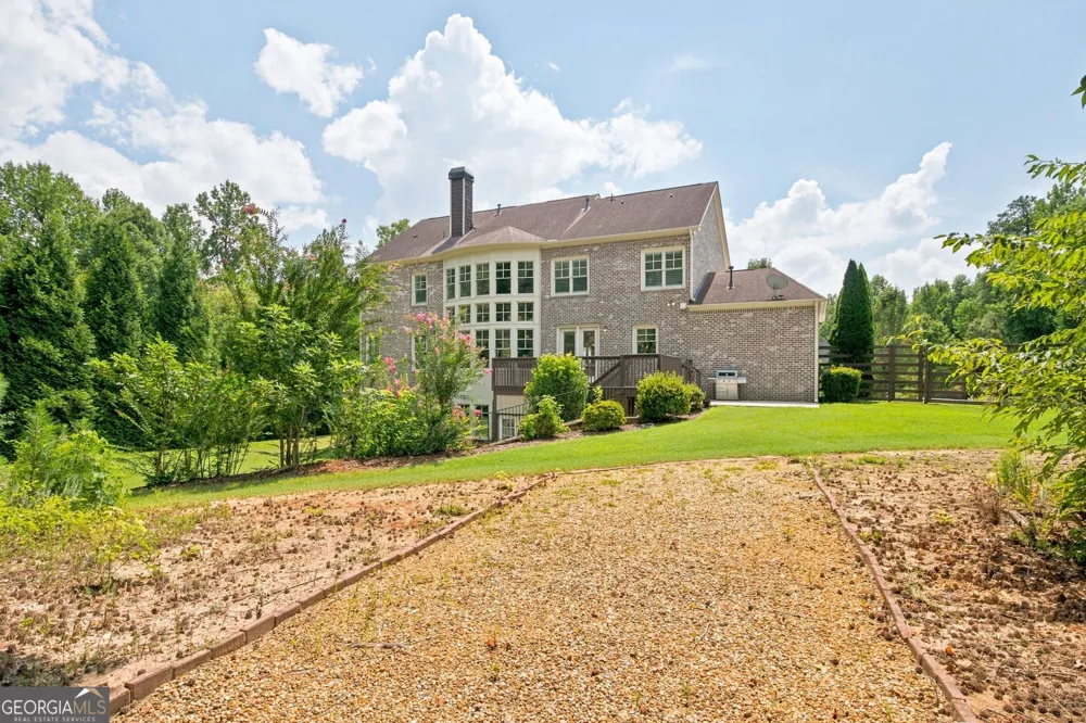 360 Dewpoint LN Johns Creek, GA 30022