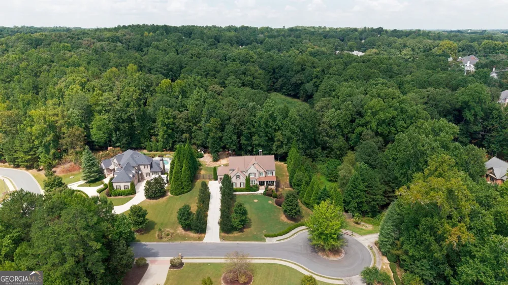 360 Dewpoint LN Johns Creek, GA 30022