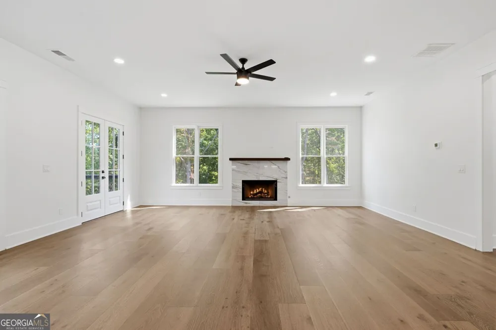 394 Settlers Ridge DR Ball Ground, GA 30107