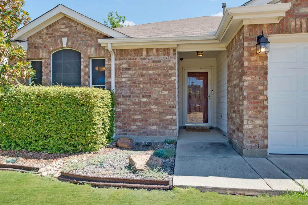 132 Redbud Drive Forney, TX 75126