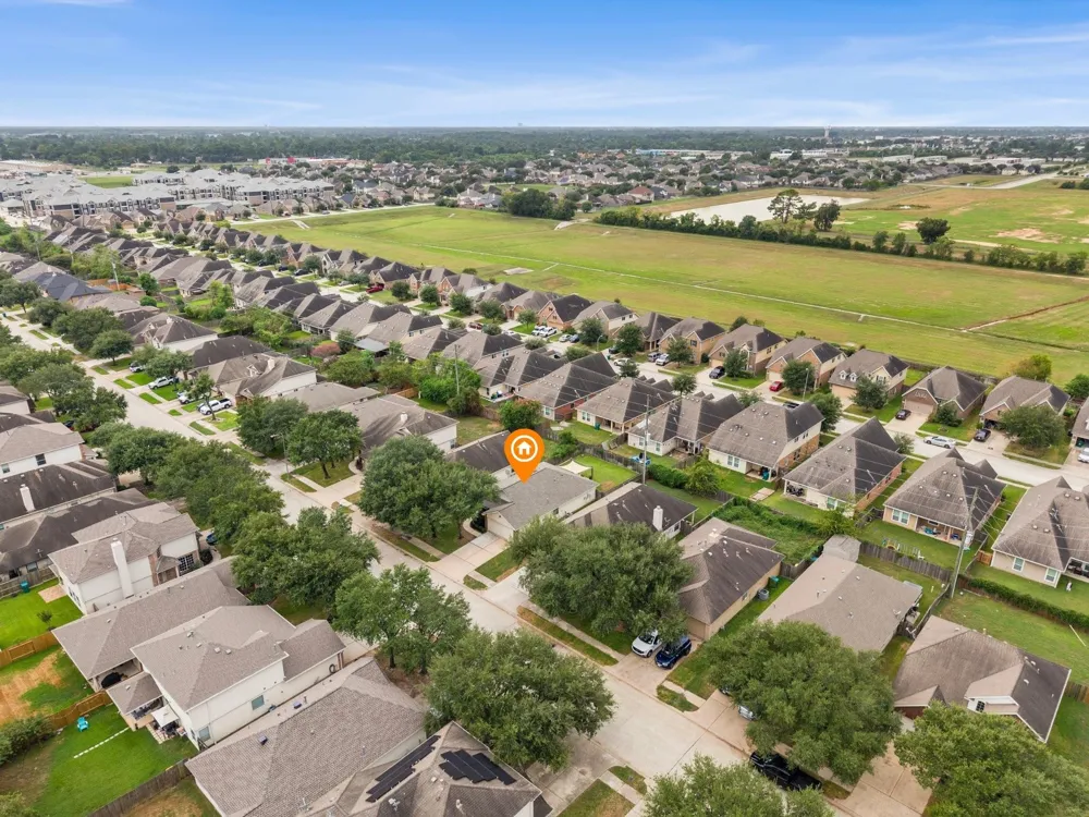 21639 Falvel Lake Drive Spring, TX 77388