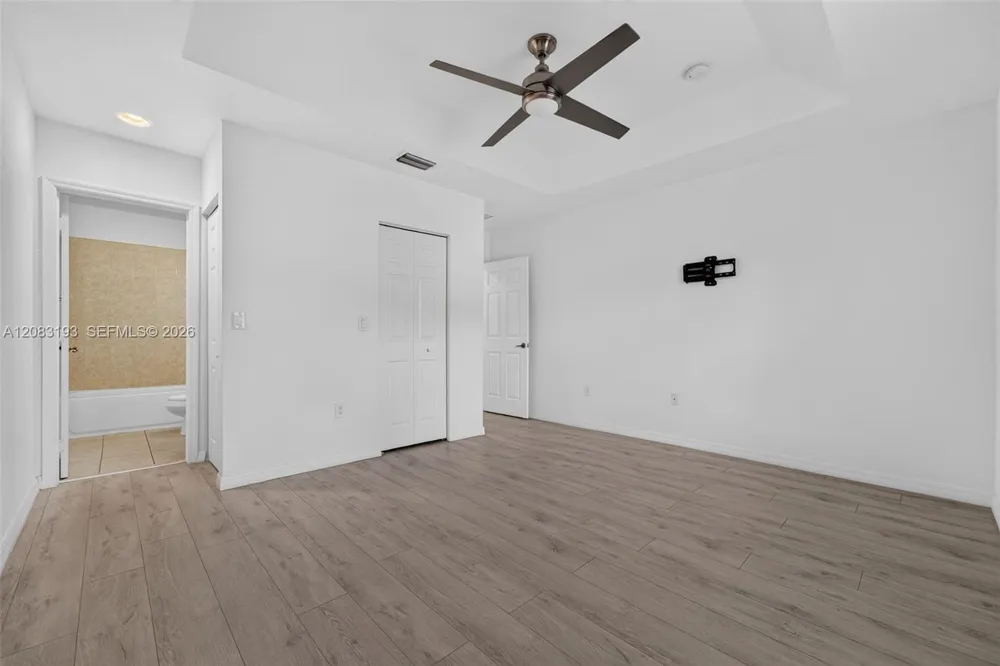 1820 SW 89th Ter Miramar, FL 33025