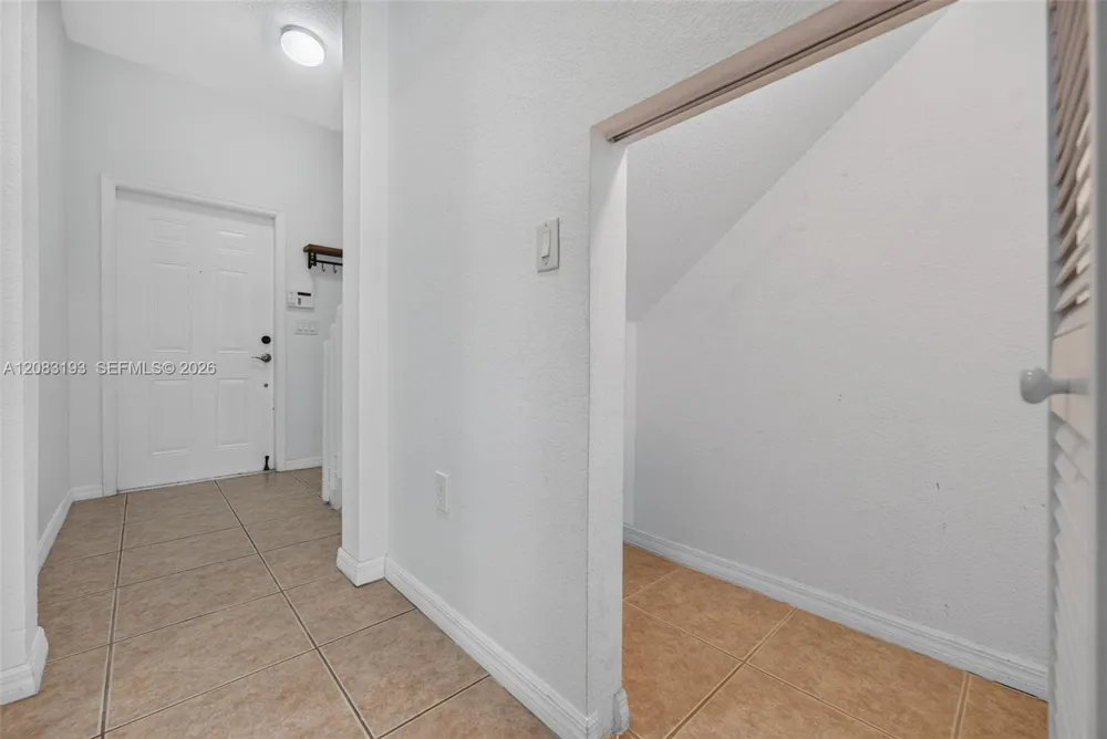 1820 SW 89th Ter Miramar, FL 33025