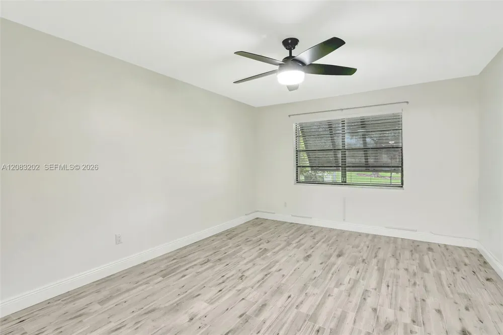7925 SW 86th St ##903 Miami, FL 33143