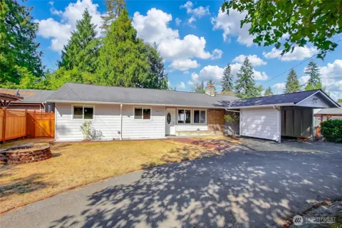 16817 15th Avenue NE