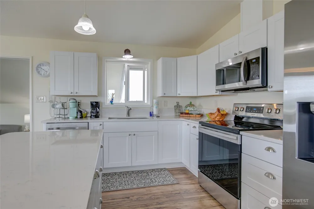 1161 Glendale Court SW Ocean Shores, WA 98569