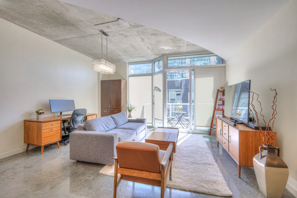 600 12th Ave S #803 Nashville, TN 37203