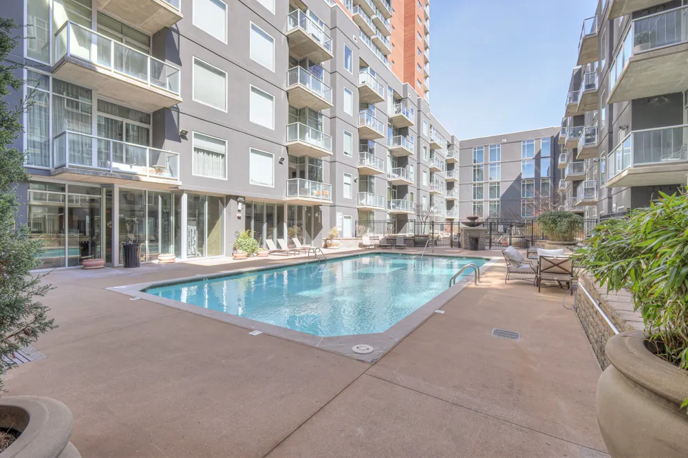 600 12th Ave S #803 Nashville, TN 37203