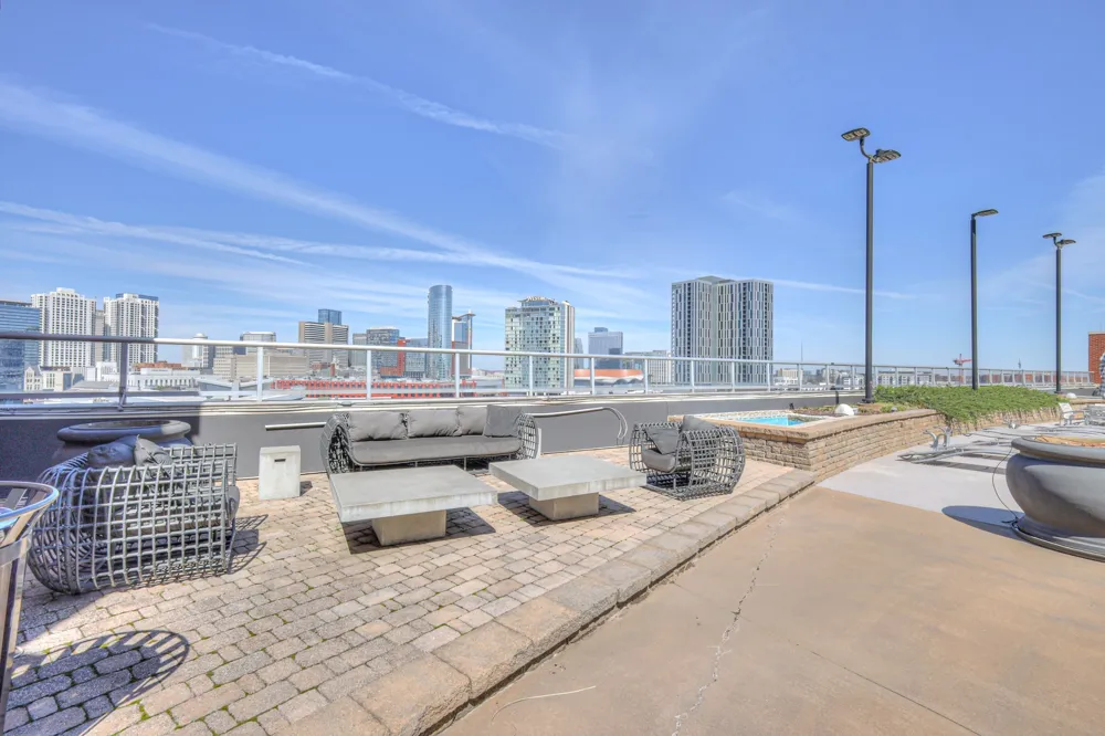 600 12th Ave S #803 Nashville, TN 37203