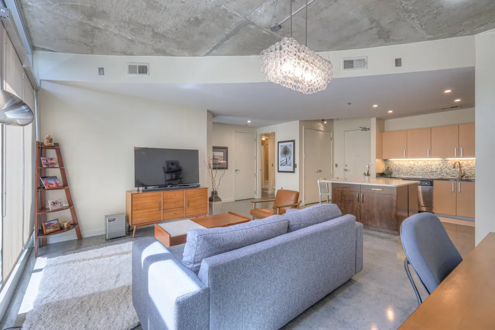 600 12th Ave S #803 Nashville, TN 37203