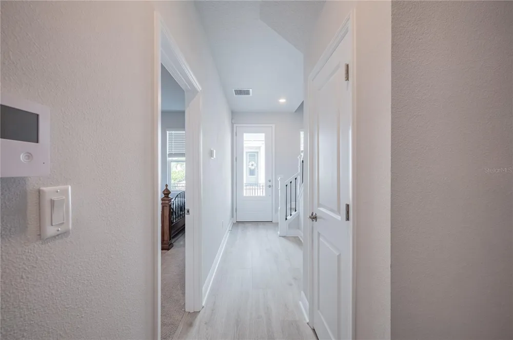 2400 EZZELL COURT Sarasota, FL 34237