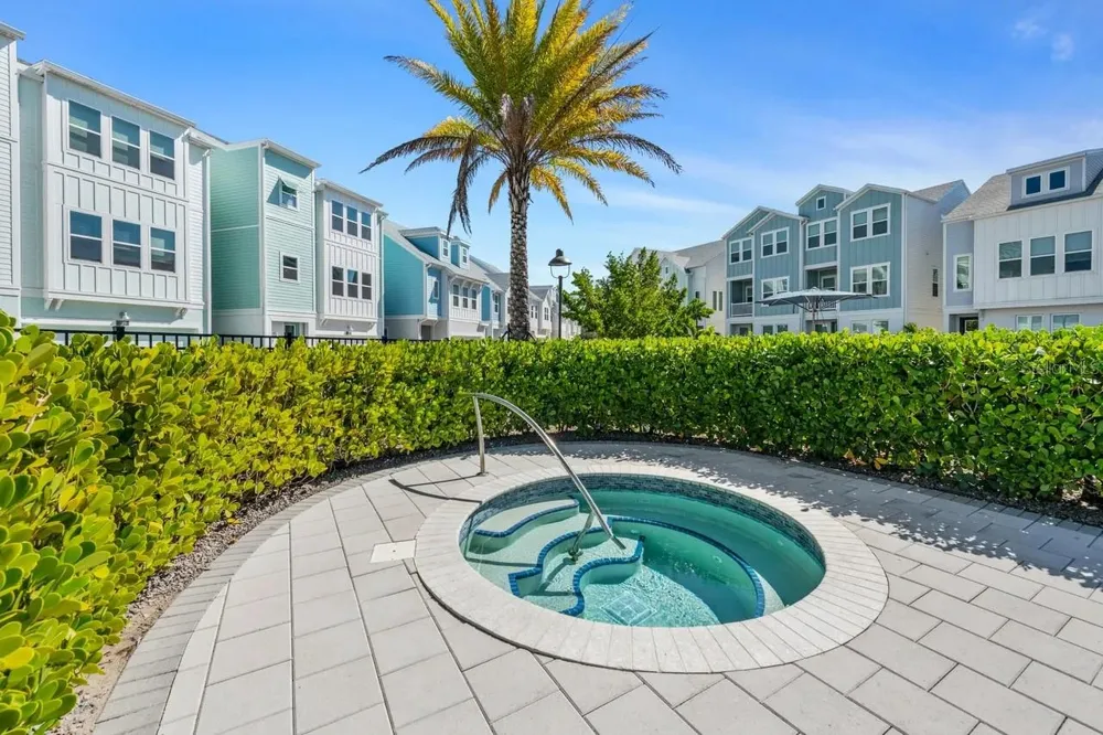 2400 EZZELL COURT Sarasota, FL 34237