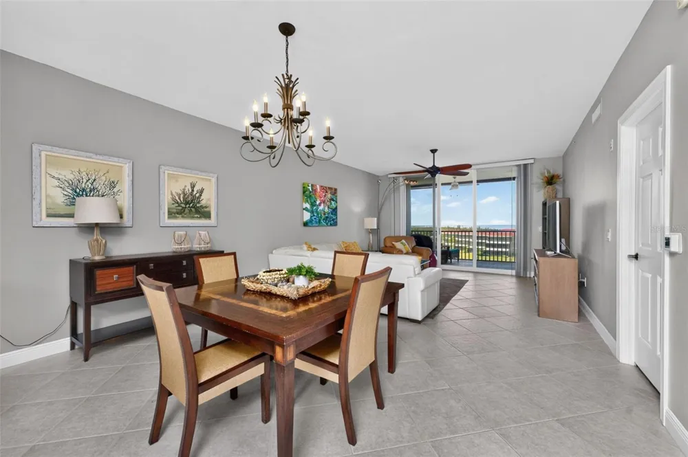 3313 SUNSET KEY CIR #402 Punta Gorda, FL 33955