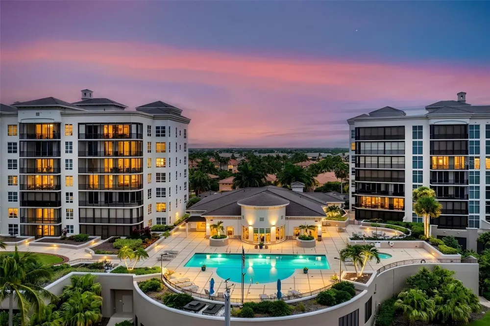 3313 SUNSET KEY CIR #402 Punta Gorda, FL 33955