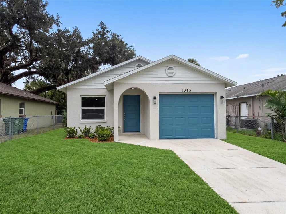 1013 6TH STREET E Bradenton, FL 34208