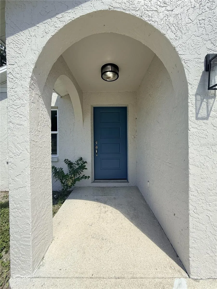 1013 6TH STREET E Bradenton, FL 34208