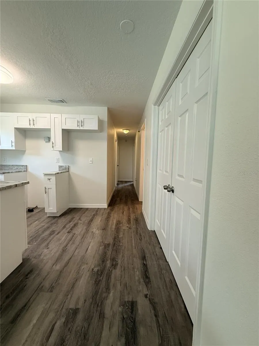 1013 6TH STREET E Bradenton, FL 34208